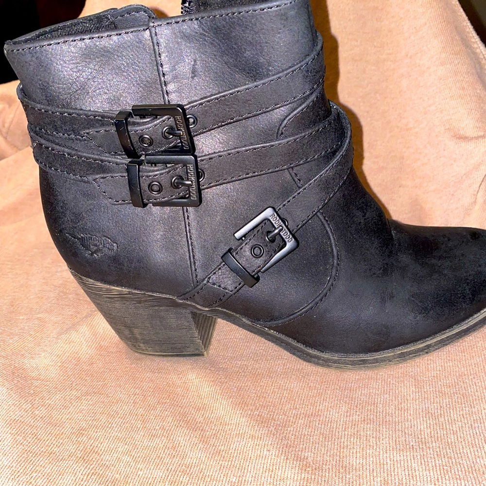 Rocket dog black distressed cowgirl booties